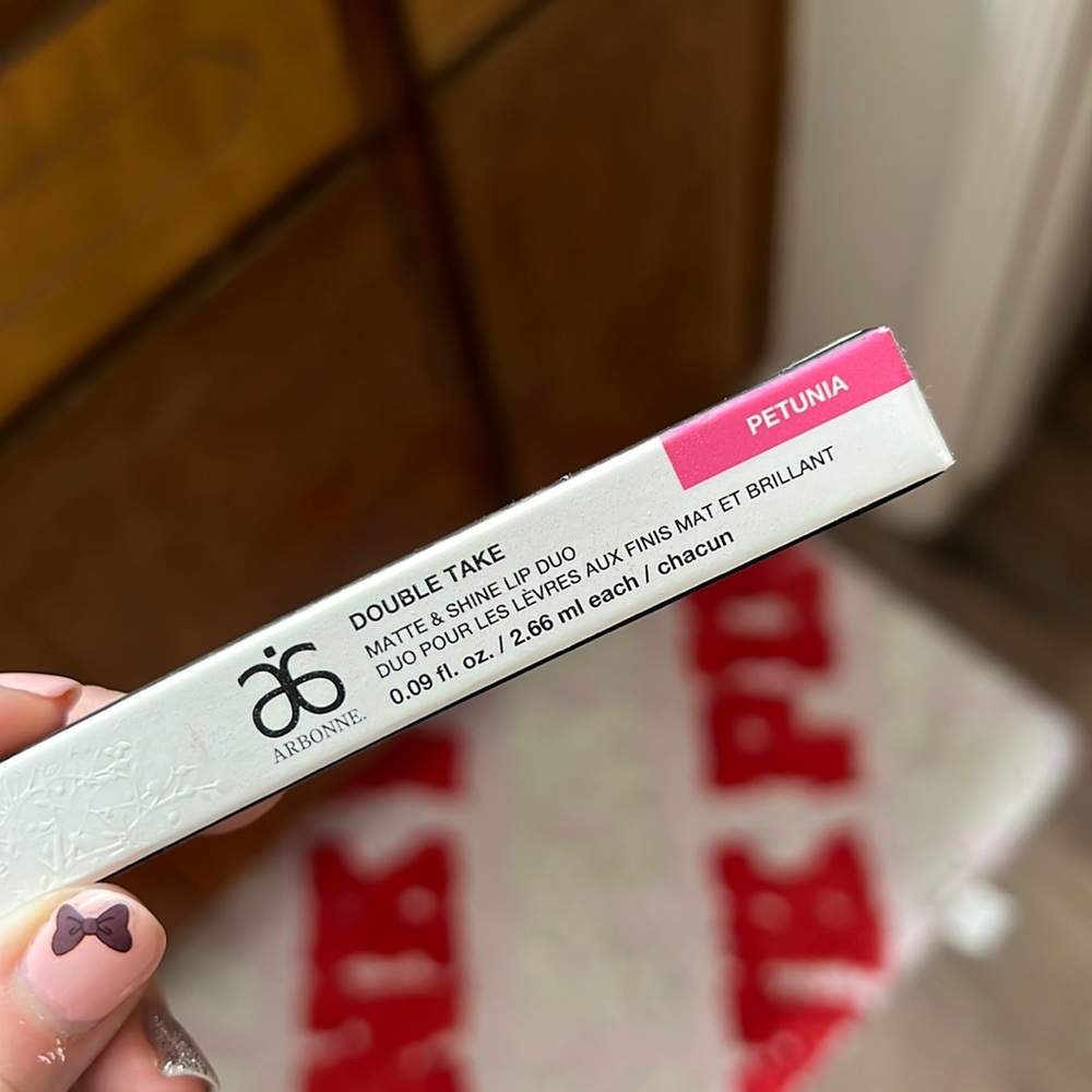 Brand new arbonne double take lip